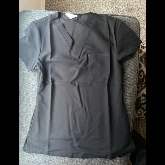 Brand New Jogger Scrub SET(s) $39 each set 🩺 - Picture 1 of 4